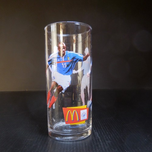 N9134 Verre Coca-Cola Equipe France Football 98 Desailly Pirès Thuram McDonald’s - Picture 1 of 12