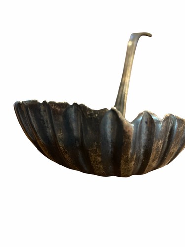 W. Carrington & Co Early American Coin Silver Shell Ladle Charleston SC Monogram - Picture 3 of 10