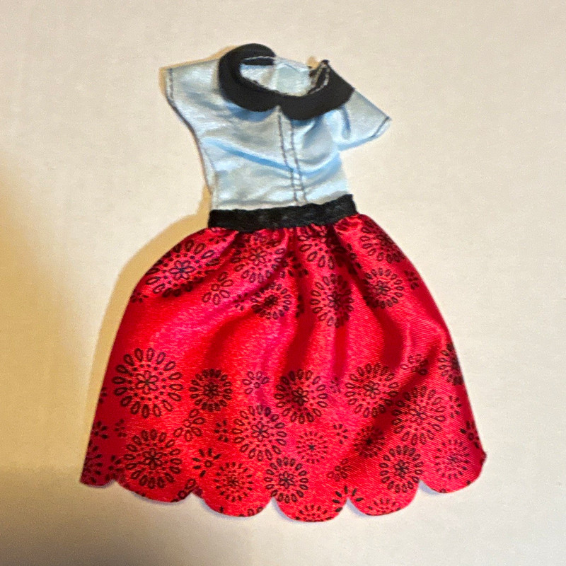 Barbie Fashionista #19 Ruby Red Floral dress 2016