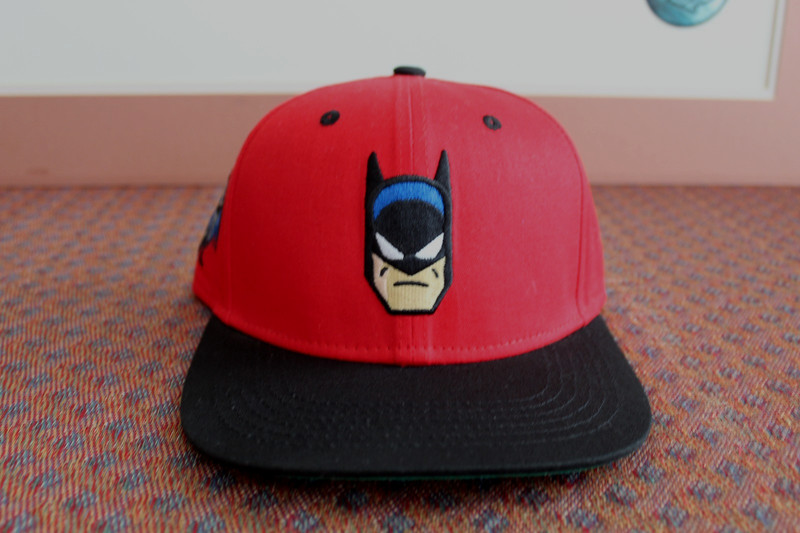 M.A.D. Mask & Disguise DC Comics. Batman Red / Black Snapback Cap New.