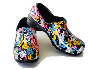 anywear srangel clogs