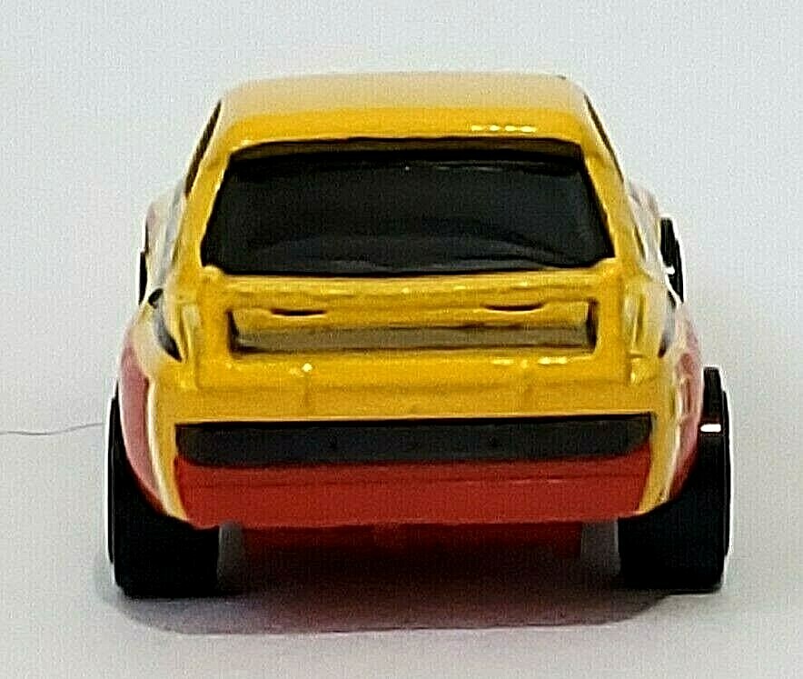 BMW 3.0 CSL 1977 ミニカー ルマン ナンバー72 Diecast model cars Bmw 3.0 CSL 1/43 Spark CSL No.71 UFO 24h