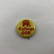 Vintage COLLEGE GOP / Vintage College Republicans Button Pin Back