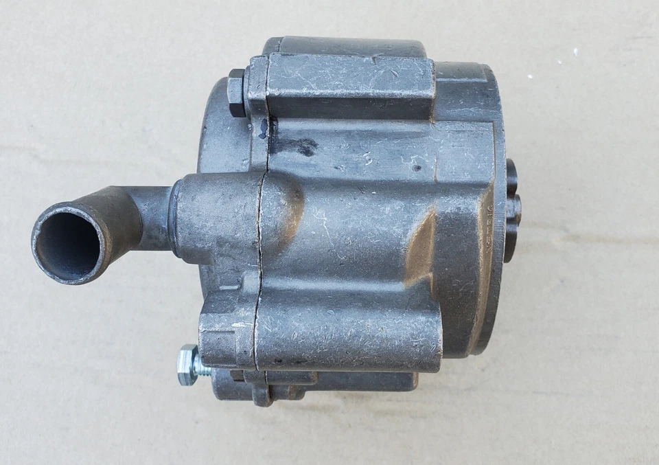 Bomba de smog Cadillac DeVille/El Dorado/Fleetwood/Sevilla 1988-1990 4,5 L V8 273 Foto 2 de 4