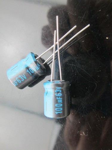 50pcs JAMICON TK 63v 100uf 10x12.5mm electrolytic Capacitor 105°C - Picture 3 of 3