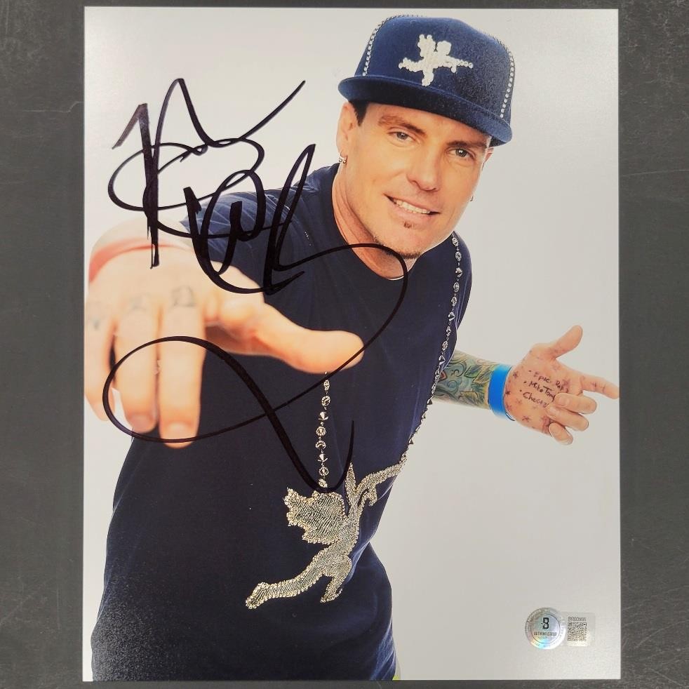 Vanilla Ice Autographed Signed 8x10 photo Rap Rapper Artist autograph ~ Beckett BAS 