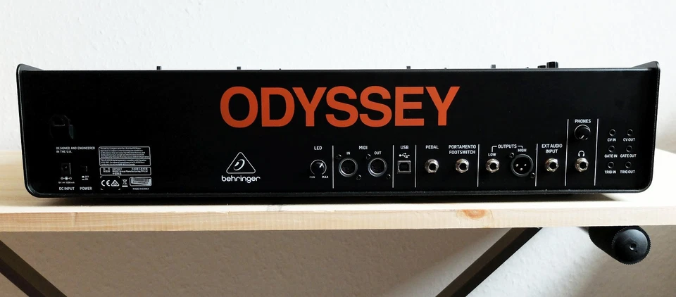 Behringer ODYSSEY - Bild 2 von 3