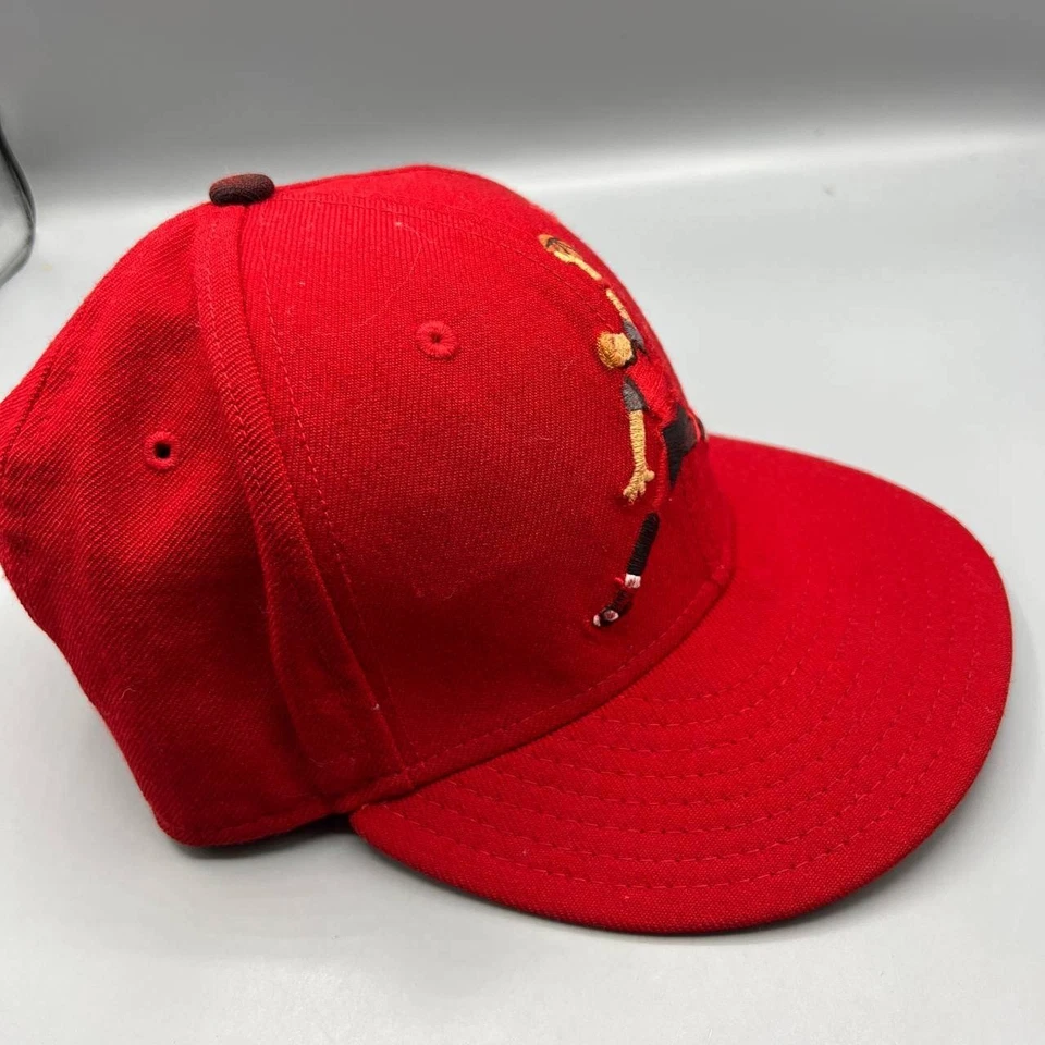 Gorra ajustada Air Jordan Wings para hombre 7 1/4 roja bordada 59Fifty New Era Foto 4 de 4