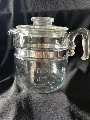Vintage Pyrex Glass Clear Coffee Pot 4-6 Cup Capacity.. Lid And Pot Only..