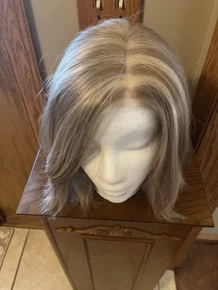 Charlotte Wig by Envy Lt. Blonde, Modified Part - Image 2 of 4