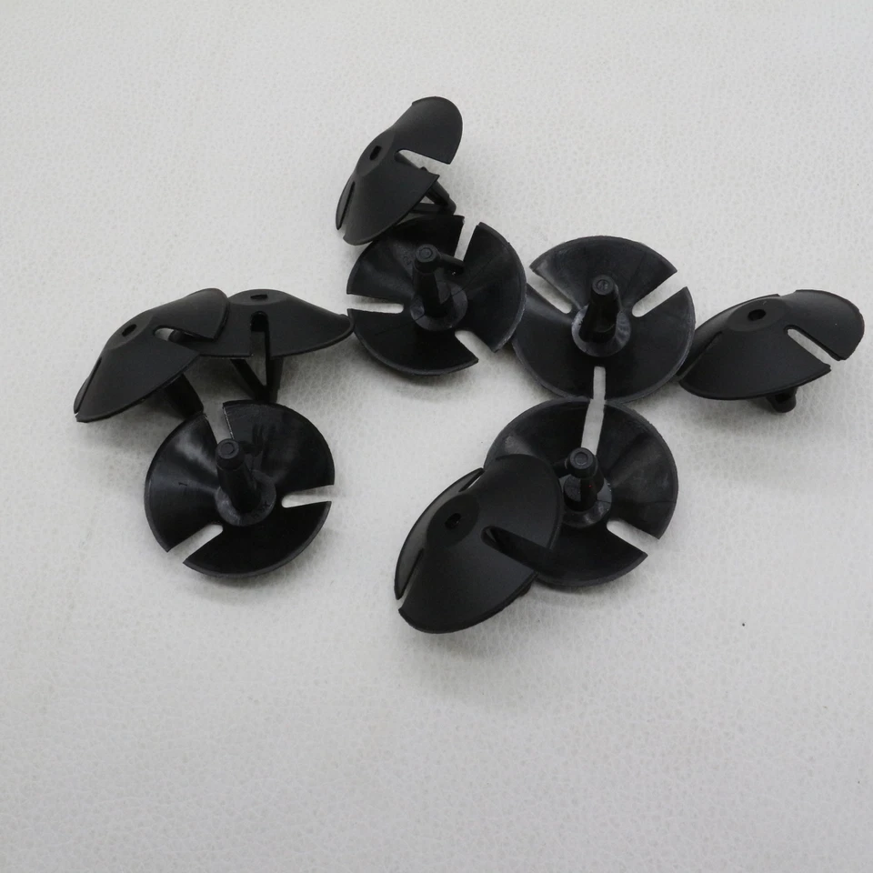 25x Hood Insulation Pad Retainer Clips For Chrysler Plymouth 4341060 - Image 2 of 4