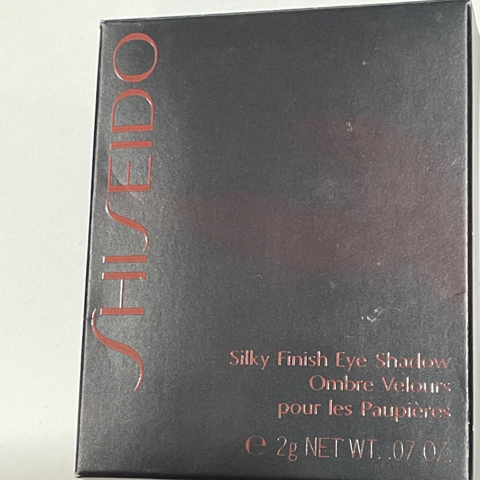 Sombra de ojos vintage Shiseido acabado sedoso terciopelo ombre nueva de colección difícil de encontrar rara Foto 4 de 4
