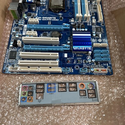 GIGABYTE GA-P55-USB3 LGA1156/Socket H Motherboard w/i3-530 & CPU