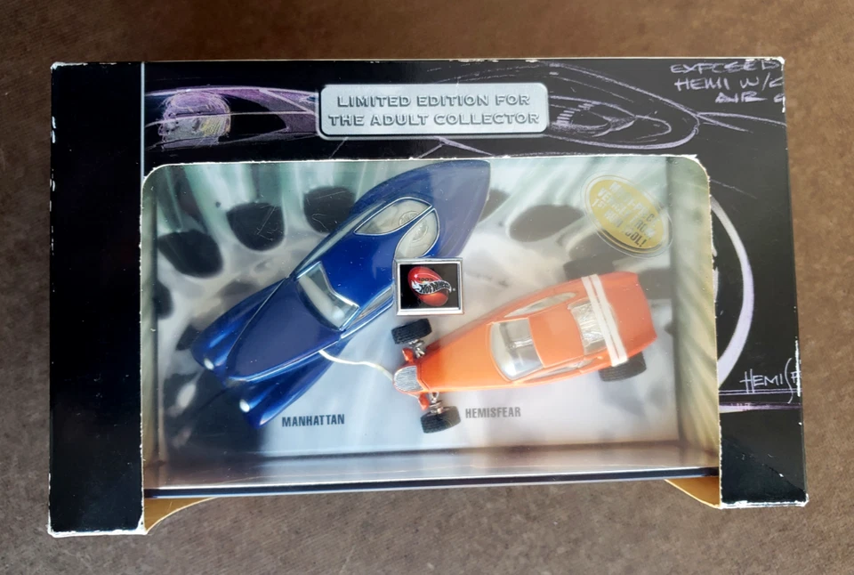 100% Hot Wheels Foose Design 2-Car Set MANHATTAN & HEMISFER Limited Edition 1:64 - Image 4 of 4