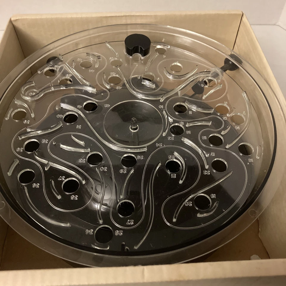 VINTAGE 1970 Spacewalk The 21st Century Labyrinth Game Box Has Some Damage - Image 4 of 4