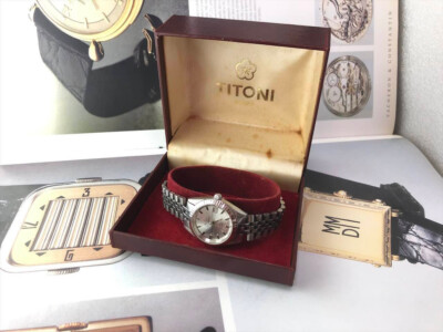 FREE SHIPPING! TITONI COSMO QUEEN 2671 AUTOMATIC LADIES WATCH 25MM
