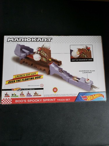Hot Wheels 2020 MARIO KART BOO’S SPOOKY SPRINT Circuit Track Set SHY GUY NEW - Picture 4 of 8
