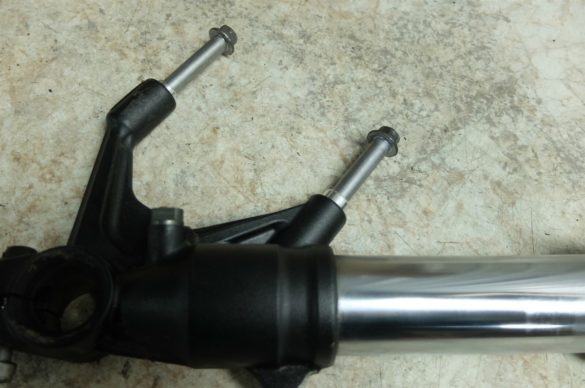 カーボンブレイクシャフト 18 Kawasaki ZR Z 900 ZR900 Z900 RS EJ front right fork tube