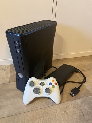 Xbox 360 Slim Schwarz