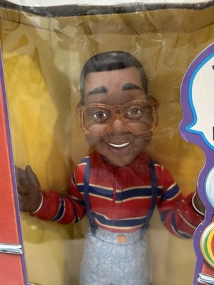 1991 Hasbro Family Matters Steve Urkel Talking Doll Sealed. Voice