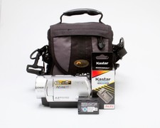 Sony DCR-SR200 Standard Definition Camcorder Silver Nightshot Mode, 40GB HDD