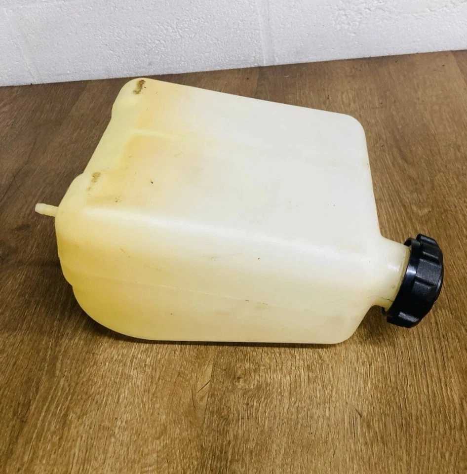 Tanque de gasolina combustível OEM CRAFTSMAN TROY BILT HUSKEE YARD MACHINE MTD 7510555B FRETE GRÁTIS - Imagem 3 de 4