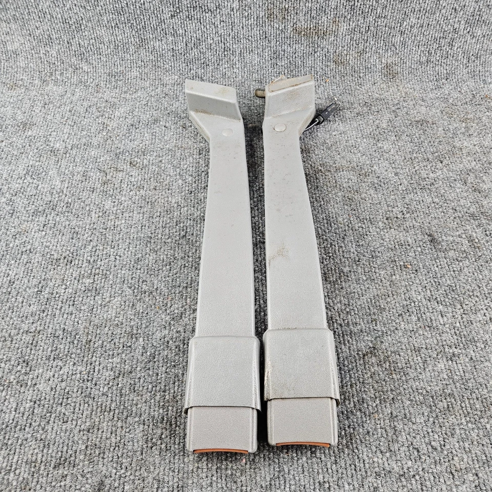 88-99 OBS Chevy GMC C/K 1500 camión canastilla izquierda derecha cinturón de seguridad hebilla gris OEM Foto 2 de 4