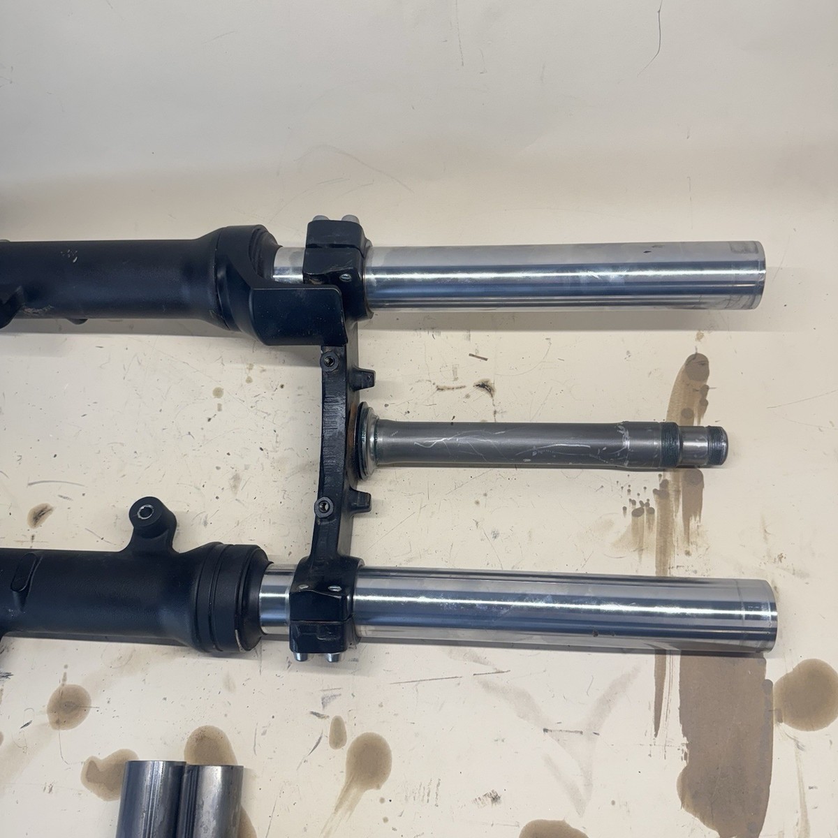 掛軸 304 2024 KAWASAKI NINJA Z400 Z500 OEM FRONT END FORKS SUSPENSION