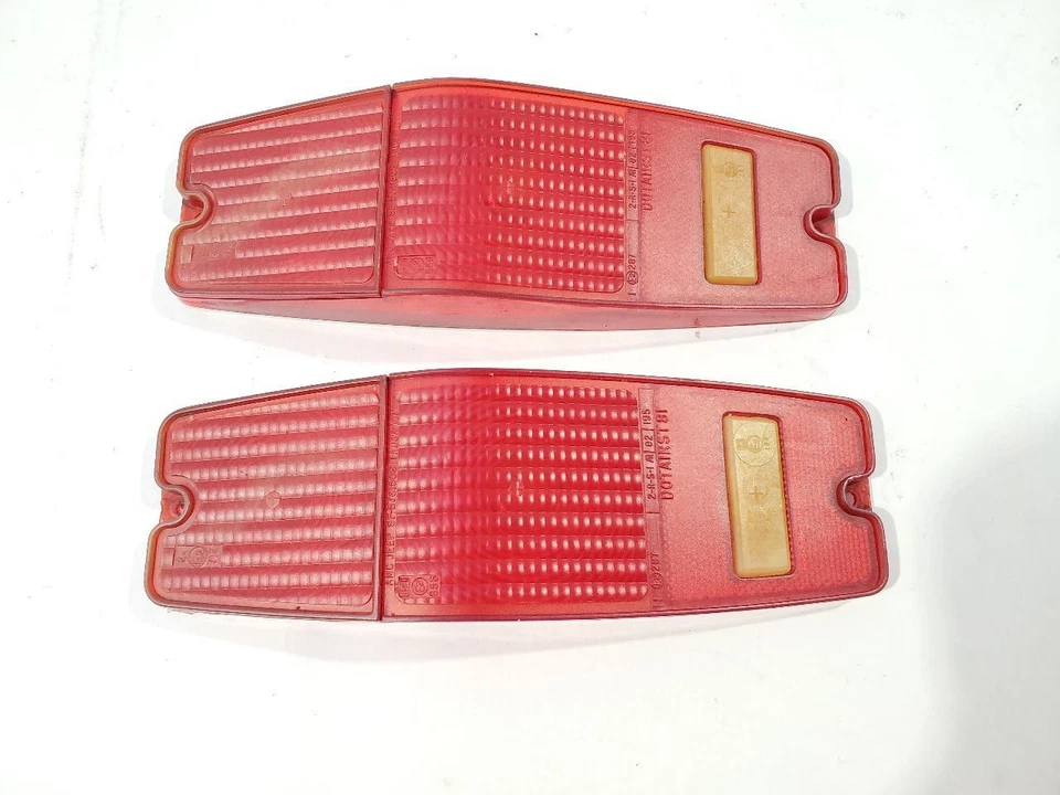 Пара оригинальных задних фонарей для Jeep Grand Wagoneer 1984 1985 1986 1987 1989 1990 1991 годов выпуска  - Изображение 4 из 4