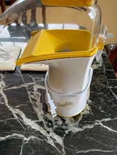 Presto 04820 PopLite Hot Air Popcorn Popper, New, never used, no box