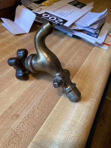 Antique solid brass heavy duty water faucet - Picture 3 of 3