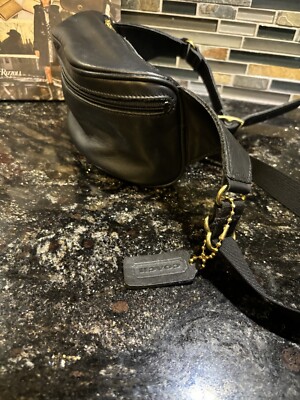 バッグ VINTAGE COACH CANTEEN Fanny Pack 90s USA Vintage Coach Canteen Waist Pouch Fanny Pack 0515 Black USA