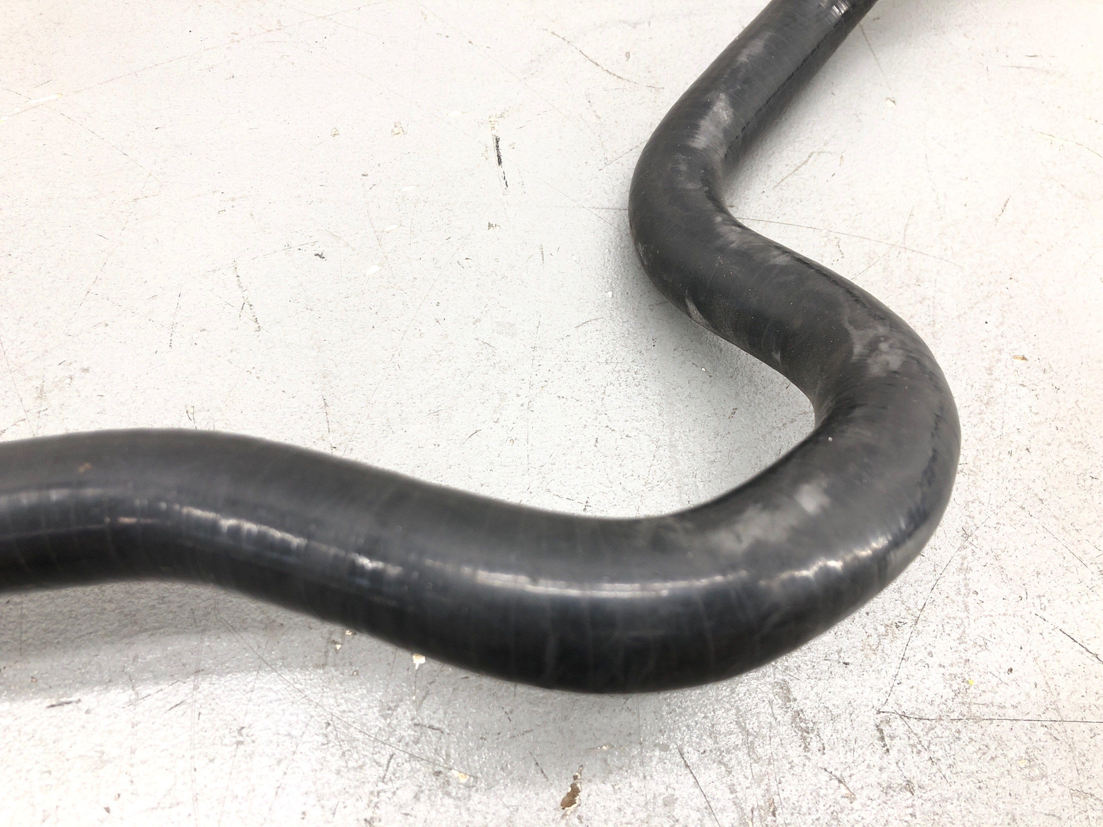 2020-2023 MCLAREN GT 4.0L ENGINE MISC AIR HOSE PIPE LINE W/SENSOR 22FA031GP OEM