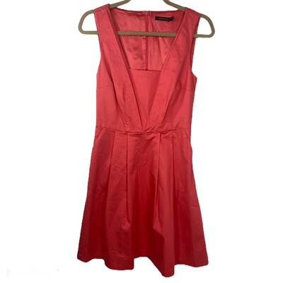 portmans cocktail dresses Natalie Portman's Red Bubble Minidress Looks Like It's Made of Yarn