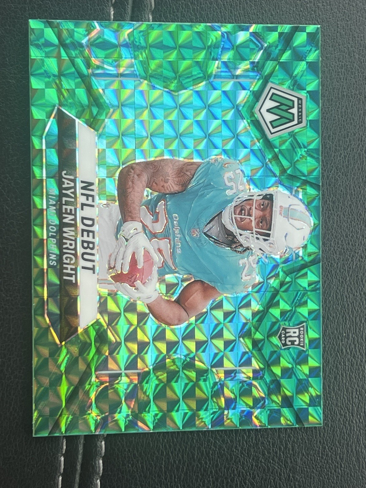 2024 Panini Mosaic - NFL Debut Jaylen Wright #280 Green Mosaic Prizm (RC)