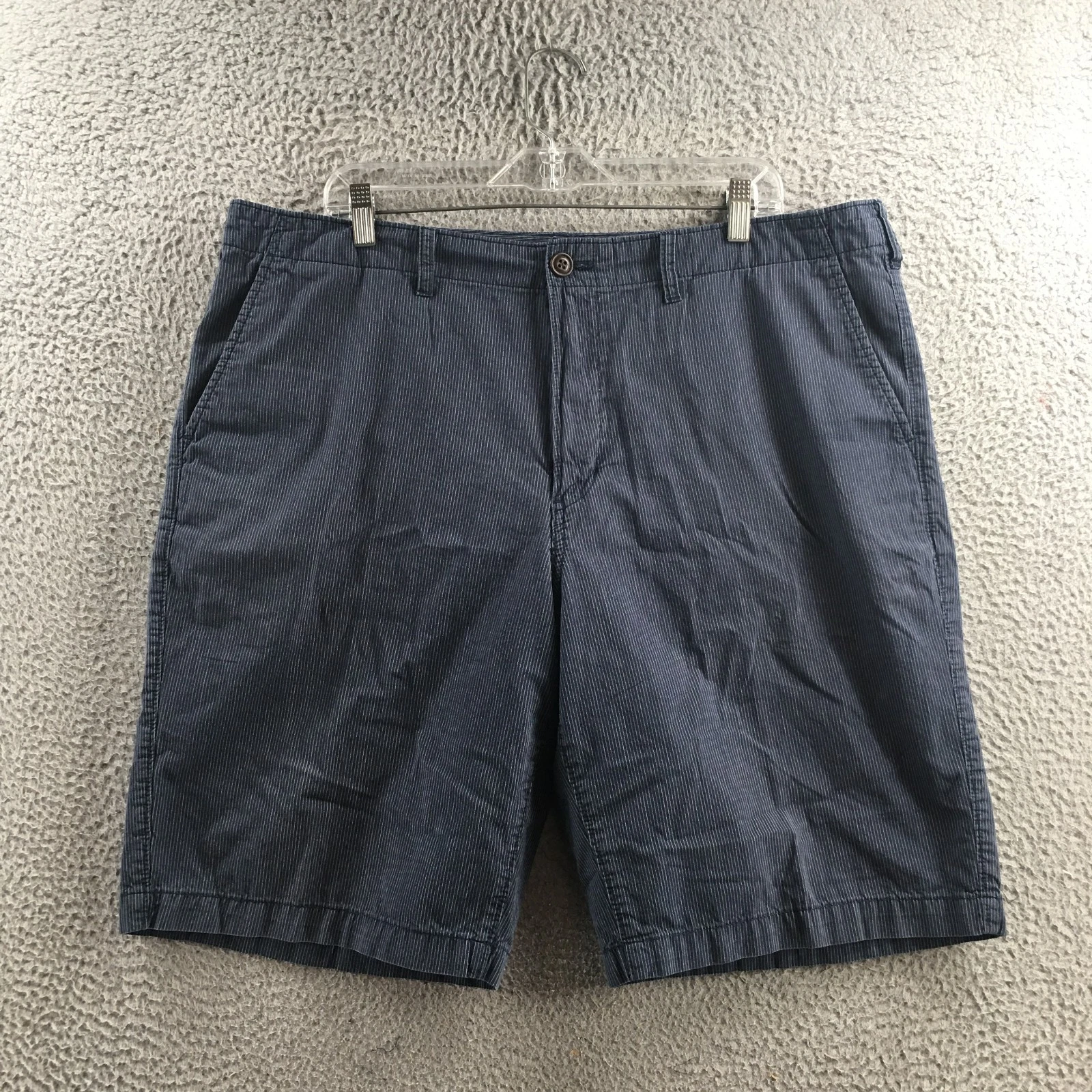 Eddie Bauer Chino Shorts Mens 40 (actual 41x10) Blue Striped Cotton High Rise