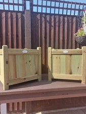 Square Wooden Garden Planter (Set of 2) Flower Growing