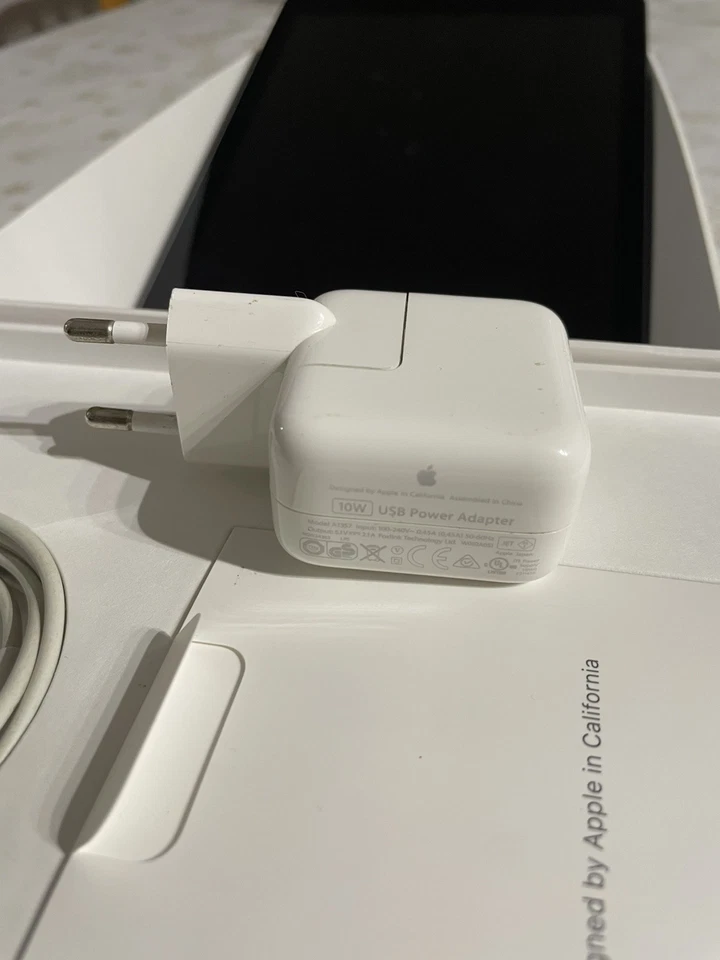 iPad 6 Generacion A1893 32gb Gris 2018 - 165€ +15€ De Cargador Original Apple. - Imagen 4 de 4