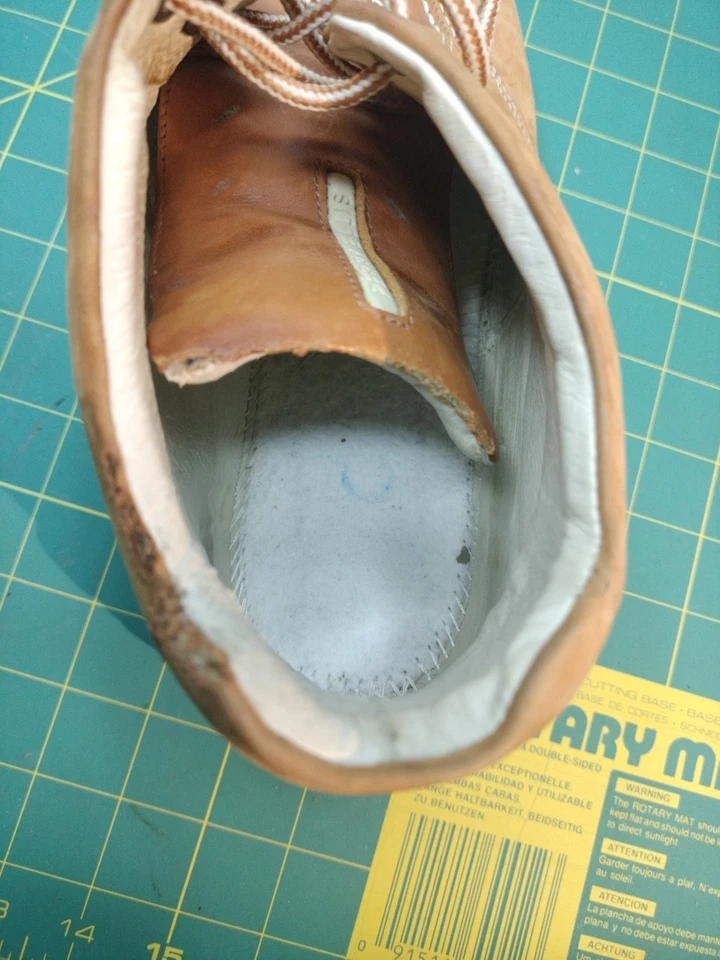 Botas Chukka de Cuero Perry Ellis 10.5 Para Hombre Mostaza Tobillo Unisex Para Mujer Talla 12... Foto 4 de 4