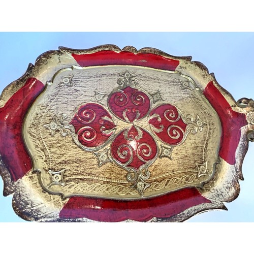 Schönes Vintage italienisches Florentiner Tablett; seltene Farben rot und gold - Bild 3 von 4