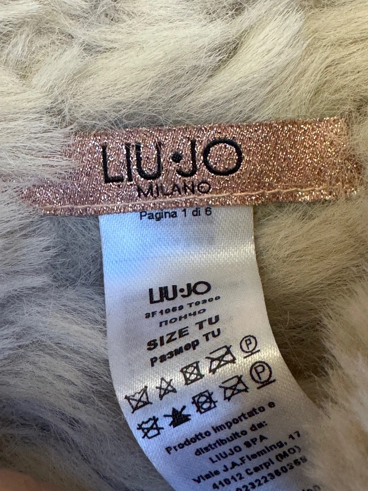 Stunning LIU JO Creamy Beige Faux Fur Hooded Poncho Cape, One Size - Image 4 of 4