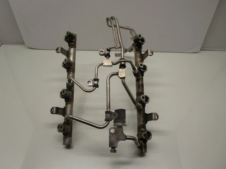 07-10 AUDI A8 QUATTRO 4.2L V8 MOTOR RIEL COMBUSTIBLE OEM Foto 3 de 4