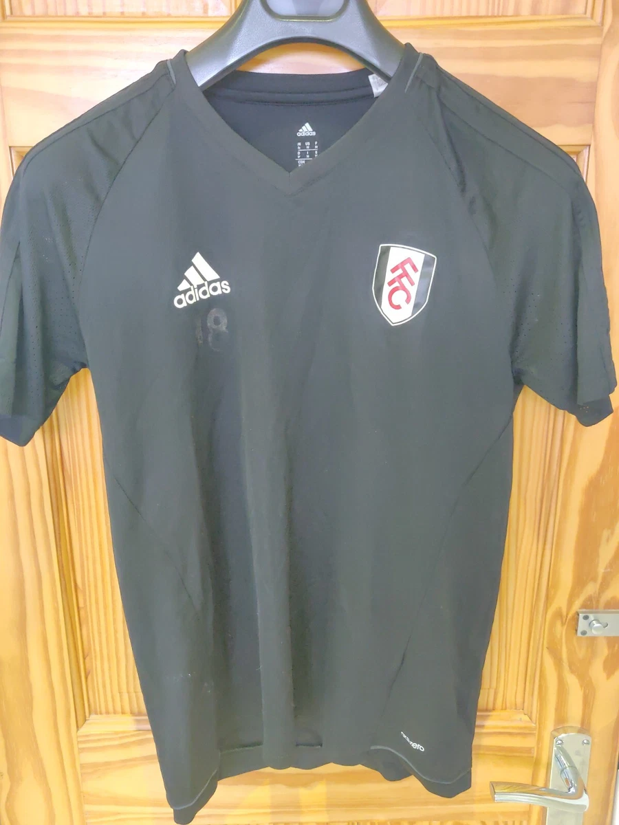 Fulham FC Player Issue Training Shirt Mens Medium Number 18