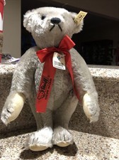 Steiff 1992 Disneyland 1st Annual Bear Classic - no box - limited to 2000 pieces