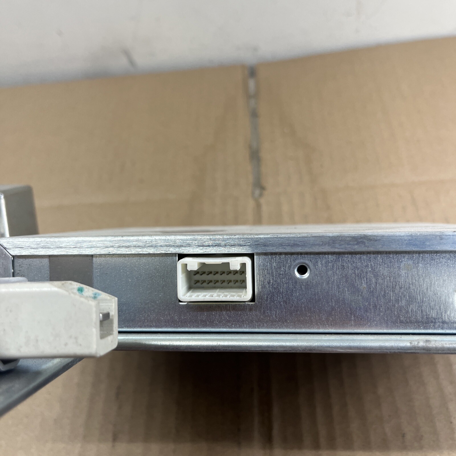 Maserati Quattroporte Ferrari Control Unit Tuner Module Assembly ECU