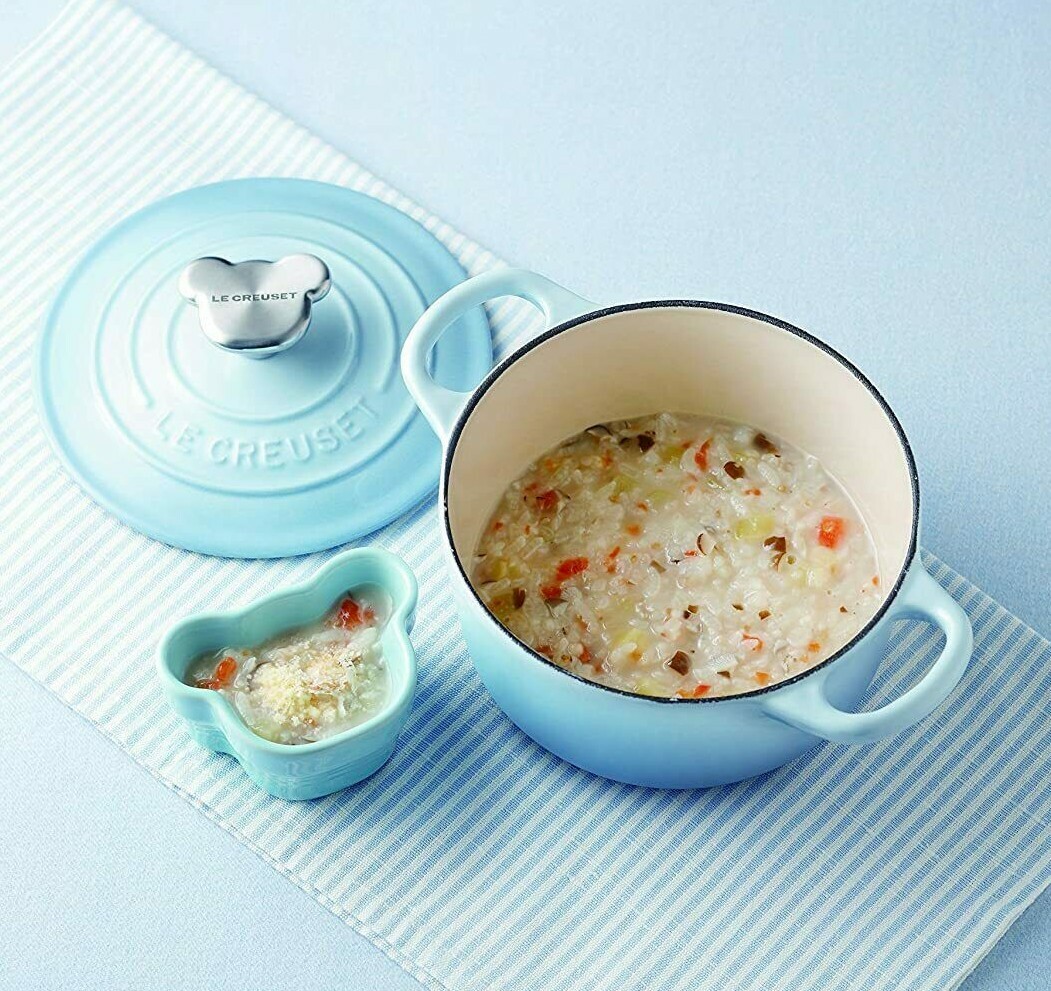 Le Creuset Cocotte Rond Pot Coastal Blue 14cm Kitchenware Baby Bear Mickey Japan