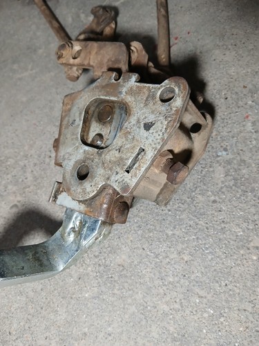 65 - 73 FORD MUSTANG HURST COMPETITION PLUS 4 SPEED SHIFTER W LINKAGE & T-HANDLE - Picture 5 of 7