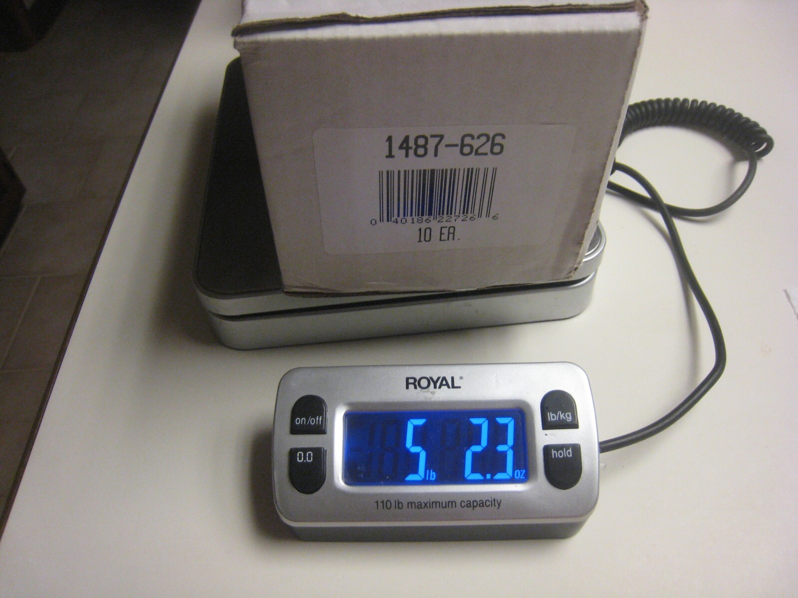 1 DonJo Manufacturing 1487626 6 in. Brushed Chrome Roller Bumper Door