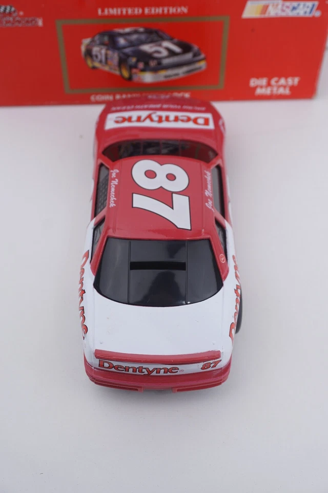 1992 Racing Champions Joe Nemechek Dentyne Chevy Lumina #87 1:24 Diecast NASCAR - Image 4 of 4