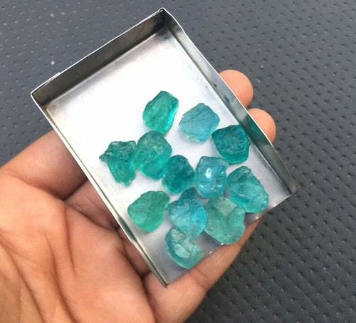 Nice Quality 10 Pieces Natural Blue Apatite Loose Gemstone Rough 12-14 MM - Picture 4 of 6